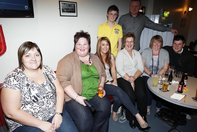 Quizmaster Lesley McKirgan and friends pictured during the NISC table quiz at Coleraine FC Social Club on Friday evening. CR47-209PL