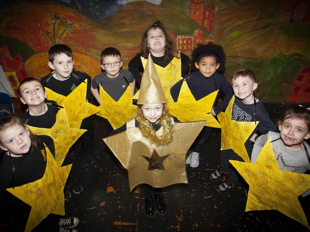The Stars - Mya Gallagher , Harry Killen, Jaxon Griffen, Harley Breen, Sophie McKinney, Ellie May Bonner, Daryl Moran , Kacey McCrudden and Nicole Macari as Leo the Star.