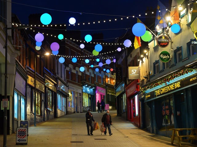 Christmas illuminations on Waterloo Street. Photos: George Sweeney. DER2150GS – 045