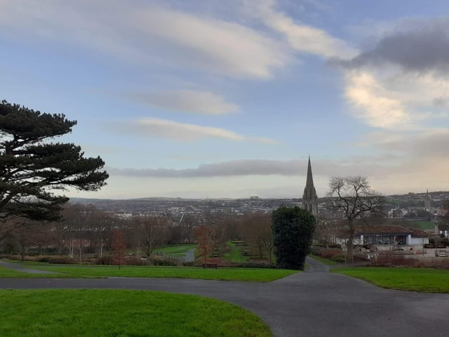 Brooke Park has beautiful views of the city, a play park, playing fields and a fish pond.