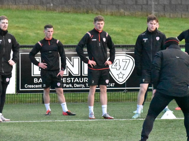 Strength and conditioning coach Kevin McCreadie takes the Derry players through a few drills at training today.