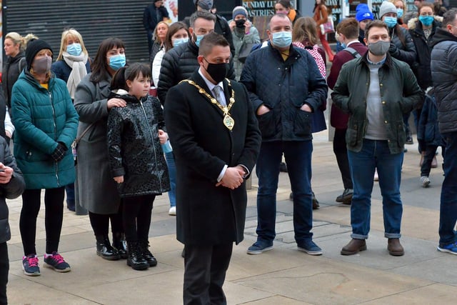Mayor Alderman Graham Warke attended the vigil for Ashling Murphy held at the Guildhall Steps on Friday afternoon. Photo: George Sweeney.  DER2202GS – 087