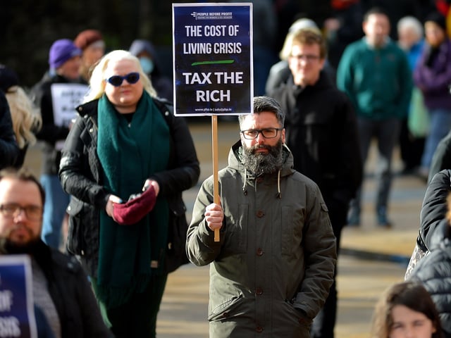 Protestor at the Derry Against Fuel Poverty rally in Guildhall Square on Saturday afternoon last. Photo: George Sweeney. DER2206GS – 138