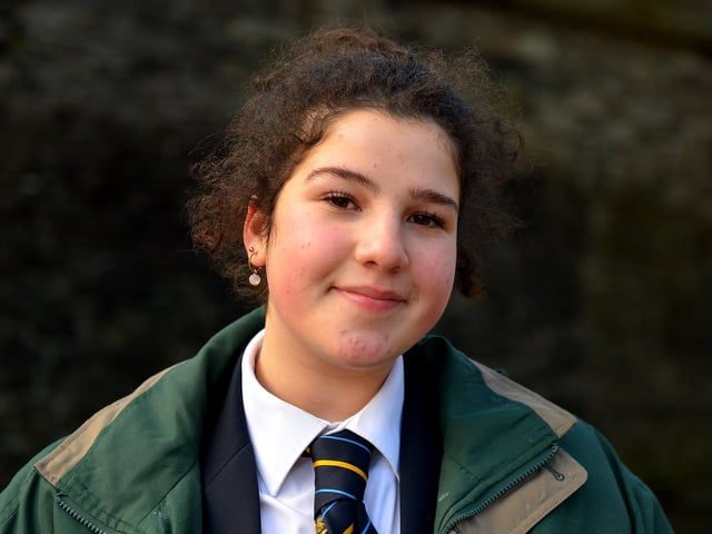Suzi said: "My hero is my mum, because she is really selfless. I also look up to her. I’d like to say thank you to my mum." DER2206GS – 089