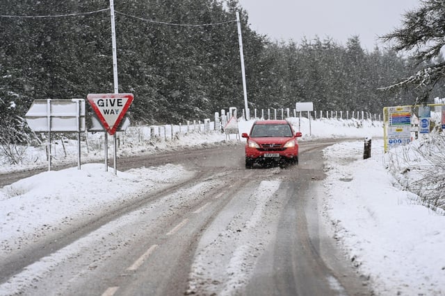 Difficult driving conditions as a result of the wintry conditions. Picture: Stephen Hamilton/Presseye