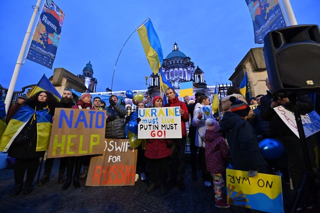 Pacemaker Press Intl: 250222
A special vigil calling for peace and solidarity with the people of Ukraine takes place at Belfast City Hall on Friday evening. Hundreds gathered to protest against the Russian military invasion of Ukraine. Photo: Colm Lenaghan/Pacemaker Press