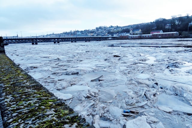 Ice on river Foyle in December 2010.