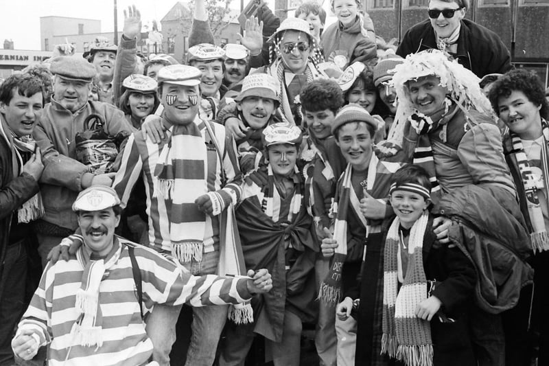 Derry City supporters jovial mood ahead of their FAI Cup tie in Cork, in 1986.