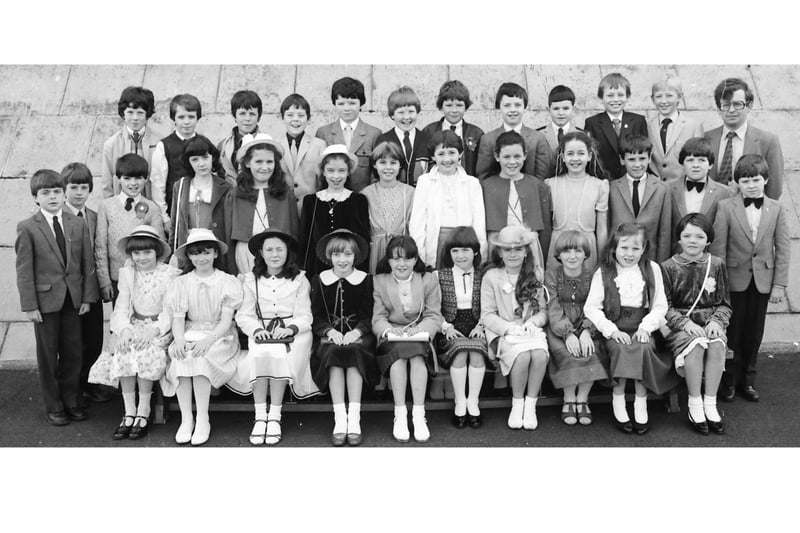 Children from St Anne's PS, Nassau Street, who made their Confirmation in 1983.