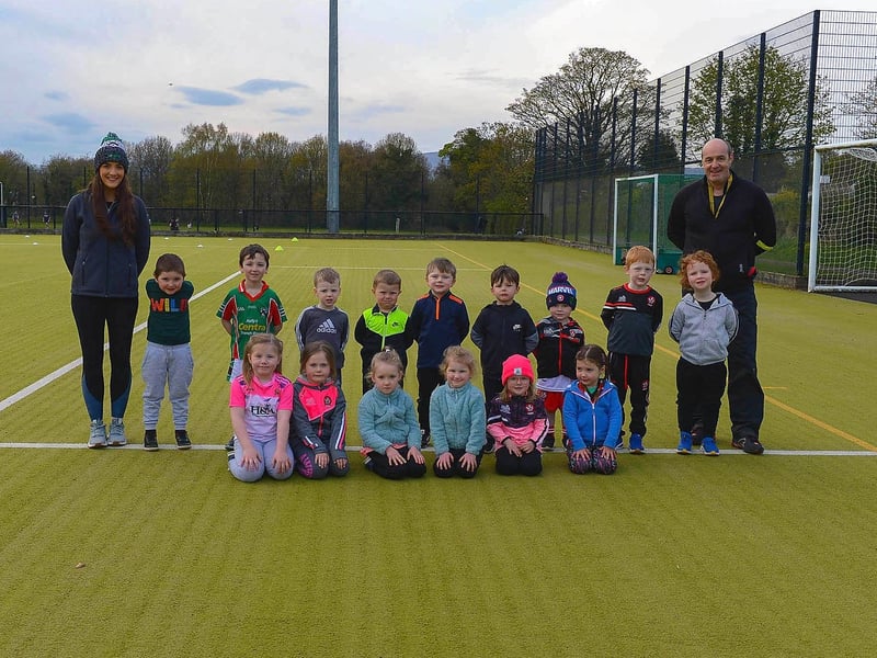 Doire Trasna coaches Áine and Paul Simpson with members of the nursery teams during a recent training session at the Foyle Arena. DER2115GS – 049