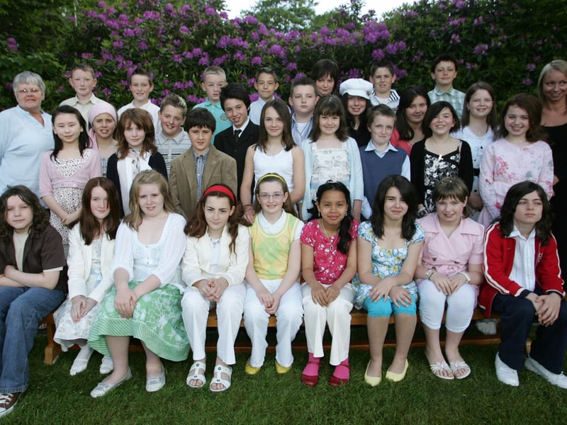P7 pupils from Oakgrove Integrated PS  recently pictured with Simone Barlett (Class teacher) and Penny Crawford (Classroom assistant).  (2905JB30)