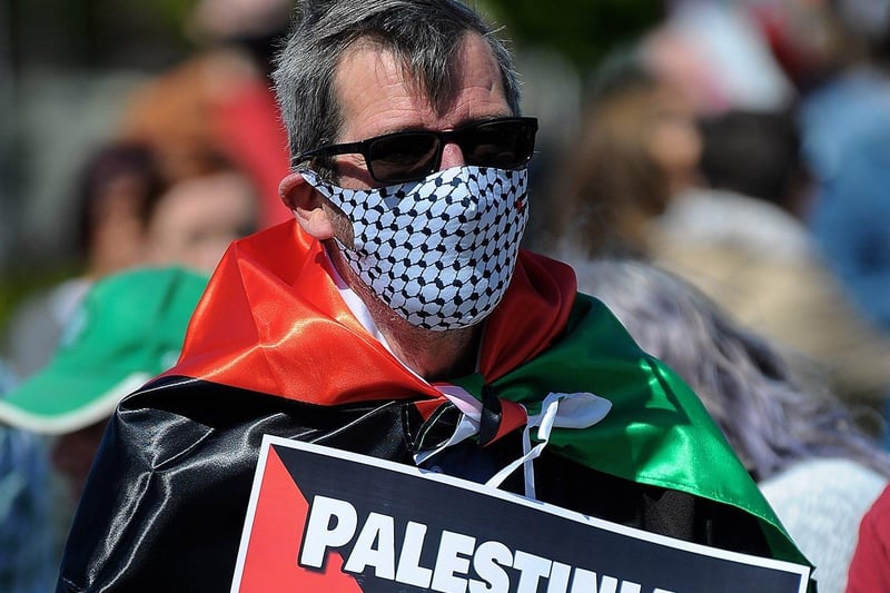 Protestor at the Palestinian solidarity Rally at Free Derry Wall on Saturday after last. Photo: George Sweeney. DER2120GS – 067