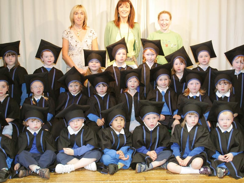 The children at Termoncanice Primary School nursery pictured during their graduation ceremony with teacher Ann Marie Diamond and assistants Paula Morgan and Hilary Hargan. LV23-715MML