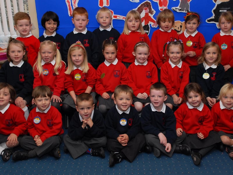 The P1 'M' class at Lisnagelvin Primary School. LS39-131KM