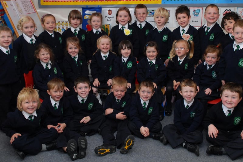 The P1 '1' class at St. Patrick's Primary School, Pennyburn. LS39-191KM