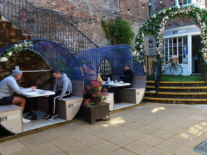 Lunch time customers pictured recently at the Ivy Gate café in the Craft Village. DER2119GS – 002