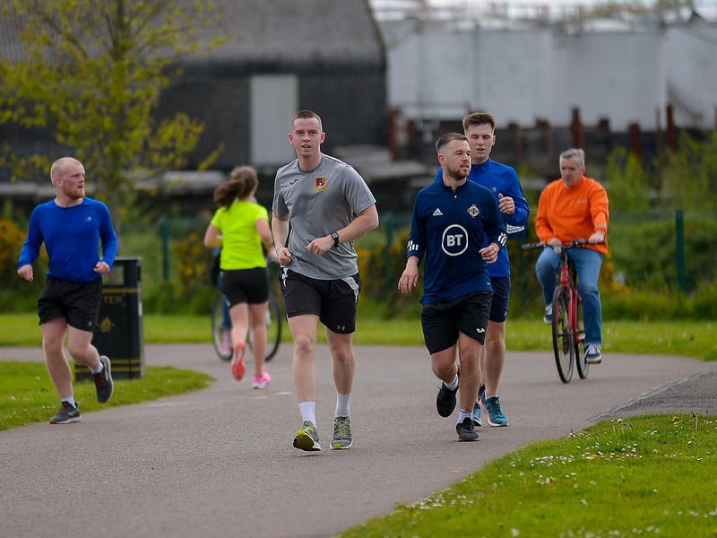 Joggers make their way along Queen’s Quay on Saturday morning last. DER2120GS – 001