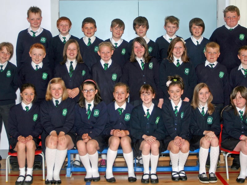 Miss Kerr's P7 class at St. Patrick's PS, Pennyburn, Derry. 1506JM52