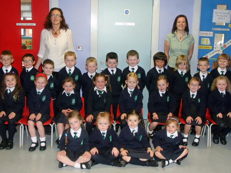 Ms. McCormick's P1 class at St. Patrick's PS, Pennyburn. On left is Mrs. McNamee, classroom assistant. 3009JM19