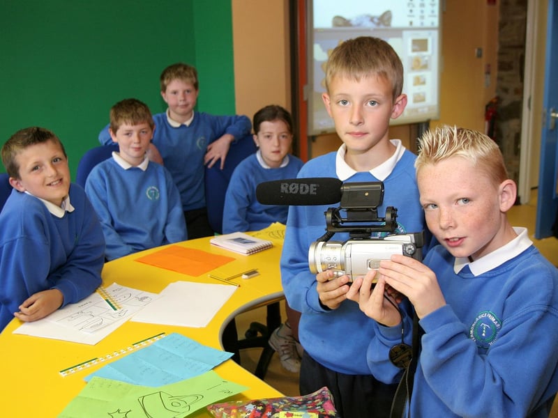 Caolan Boyd and Connor Murray behind the camera work on a project with friends Dillon o'Kane, Tom Deery, Kieran Craig and Darriagh Devin during the opening of the Termoncanice Primary school Digital creative classroom. PIcture Inpresspics.com. LV22-417MMCK10