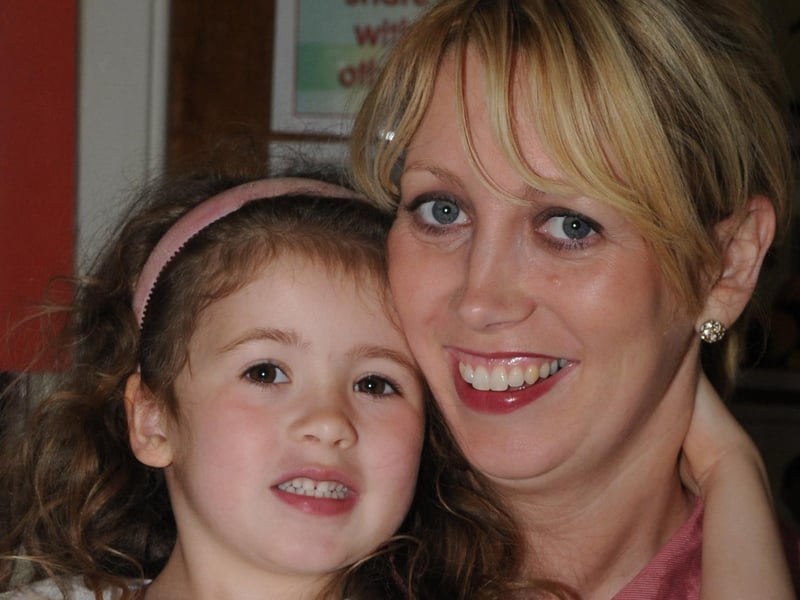 Farin Mullan and her mum Clara pictured at Termoncanice Primary School's P1 open day. Picture Martin McKeown. Inpresspics.com. LV25-431MMCK10
