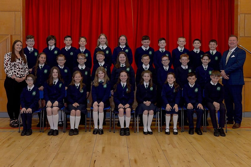 Mr J. Bradley's P7 class at St Patrick's Primary School, Derry. Included in the photo is classroom assistant Miss F. Nicell, on the left. DER2122GS 042