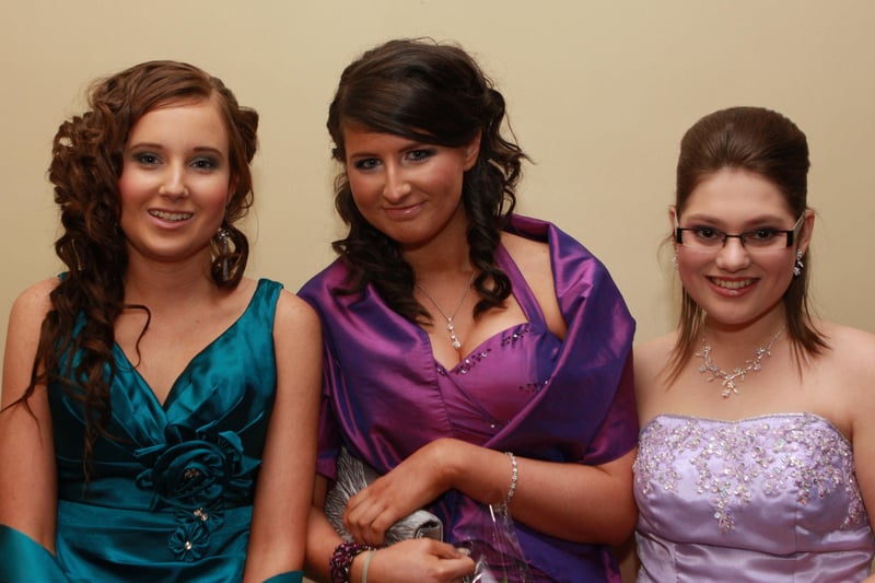 Rebecca Doherty, Lisa Curran and Monika Myszor who attended Scoil Mhuire Formal held in the Inishowen Gateway Hotel.  (1801JB34)