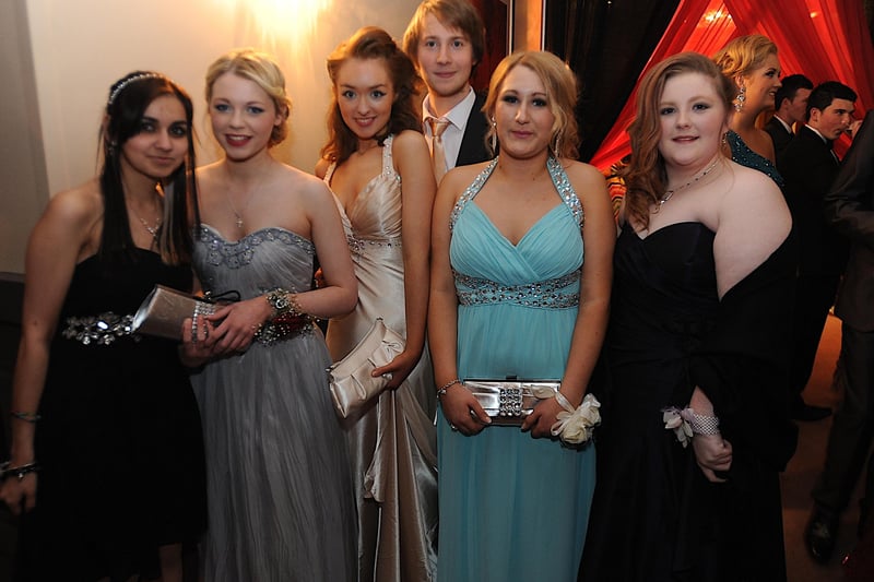 Erin O'Driscoll, Shannon Devine, Olivia Moore, Tom Stockman, Rebekah  Chambers and Miriam O'Donnell 
pictured at the Foyle College Formal at the City Hotel. (2411Sl48)