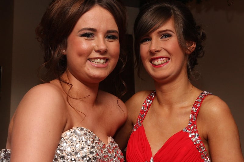 Zoe Riddles and Megan Kirkwood, arriving for the Lisneal College annual formal dinner in the Everglades Hotel.  INLS 1248-519MT.