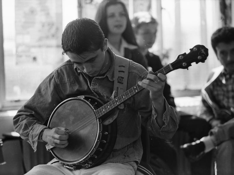 Damien O’Kane impresses the judges in the Banjo competition at the Co. Derry Fleadh held in the Holy Child Primary School in June 1996.