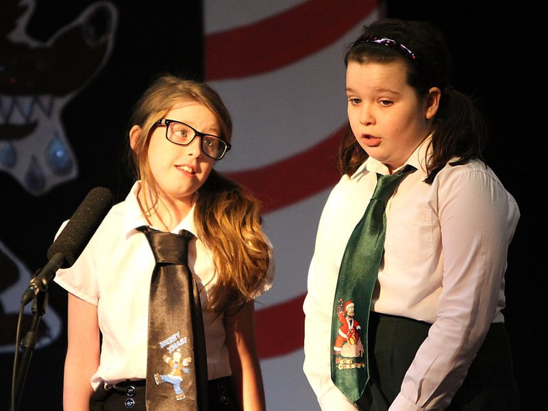 Pupils from Ballykelly Primary School performing in Pandemonium the schools Christmas play. INLV5012-101KDR