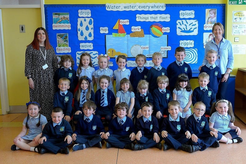 Mrs D. White’s P1 class at Holly Bush Primary School, Derry. Included in the photo is classroom assistant Mrs McClean. DER2122GS – 047