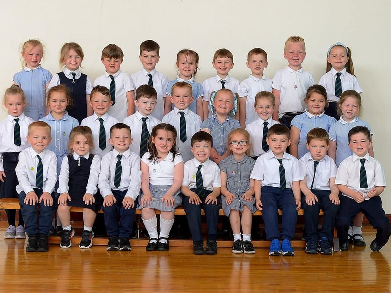Mrs A. Deane’s P1 class at Sacred Heart Primary School, Derry. DER2123GS – 050