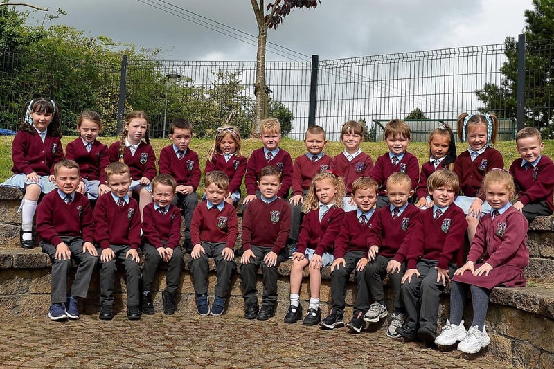 Mrs F. McGowan’s P1 class at St John’s Primary School, Derry.  DER2122GS – 062