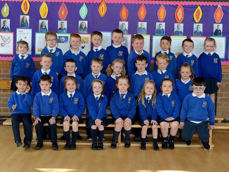 Miss Mulheran’s P1 class at Chapel Road Primary School, Derry. DER2123GS – 008
