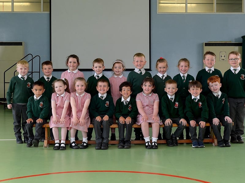 Mrs Cunningham’s P1 class at Greenhaw Primary School, Derry. DER2123GS – 060