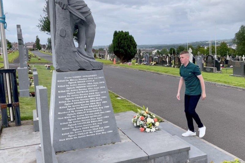 Caolán McGinley lays a wreath at the Republican Plot.