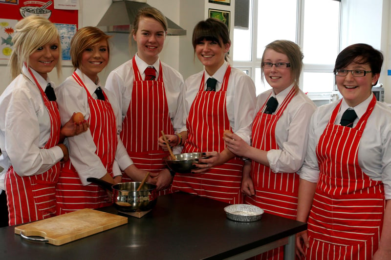 Cambridge House sixth form students in the home economics department. INBT04-206AC