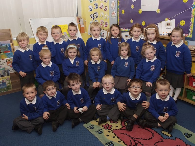 The P1 class at Bready Jubilee Primary School. INLS3913-108KM