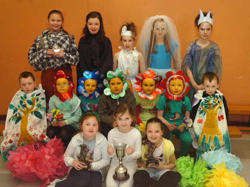 Children from Bunscoil Cholmcille who were winners of the Irish Language Primary Schools Drama competition for Co. Derry with their play 'Gairdin an Fhathaigh', The Giants Garden. (2903PG27)