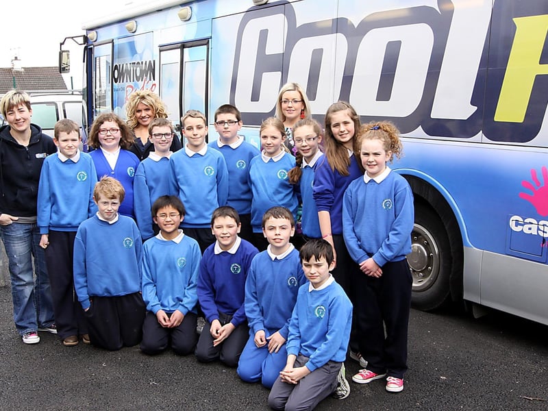 Pupils from Termoncanice primary school enjoyed a visit from the Cool FM bus just before the Easter holidays, on board the bus were Radio presenter Sonya Mac and Kelly Smiley, Miss Grainne Shaw's class are pictured with the presenters who's lesson included internet safety for the young students. INLV1313-068KDR