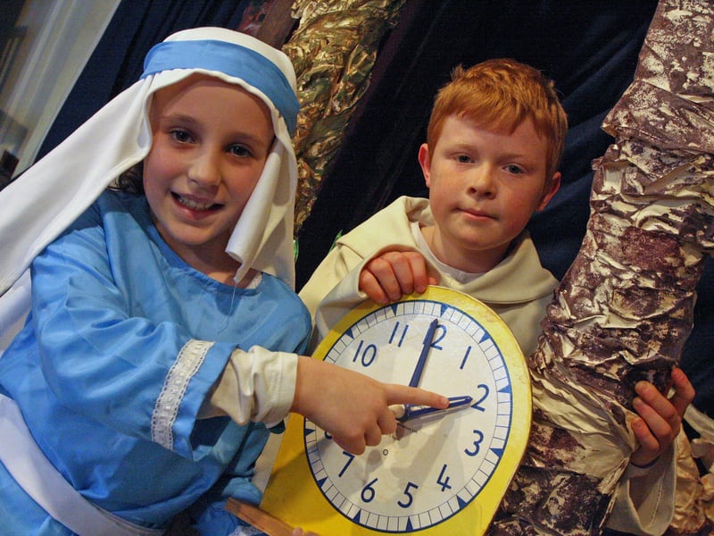 CLOCKS FORWARD. . . .Termoncanice PS pupils Mary (Emer Hegarty) and Jesus (Eunan McLaughlin), take time out of their busy scheduled Passion Play to remind readers to put their clocks forward one hour on Sunday morning to ring in summer time. 2803JM58
