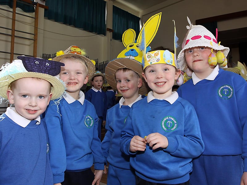 P1 pupils Eoin, Ben, Luke, Jake and Paige in their Easter Bonnets at the Termoncanice Primary school Easter parade. INLV1312-083KDR