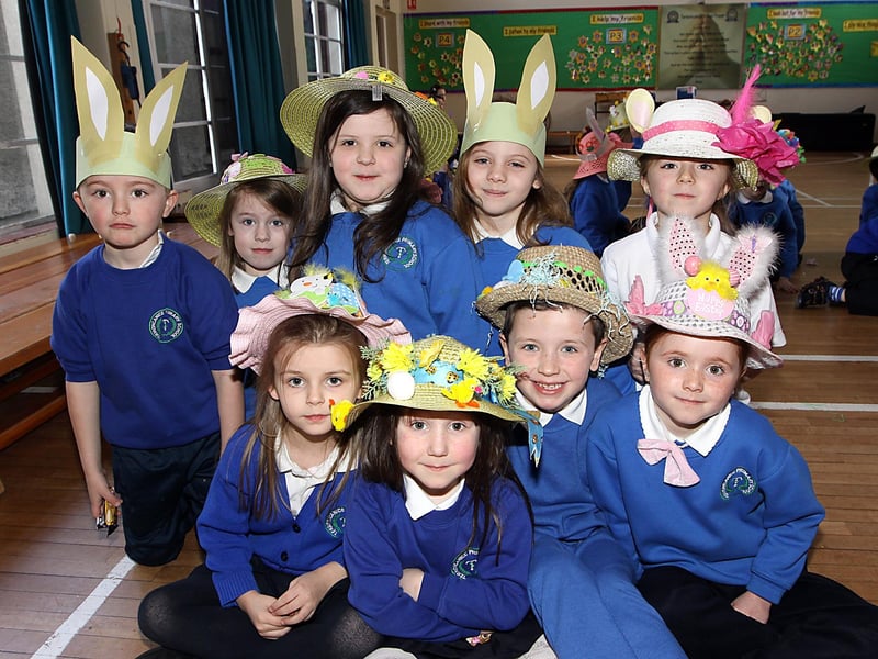 P2 pupils in their Easter Bonnets at the Termoncanice Primary school Easter parade. INLV1312-090KDR