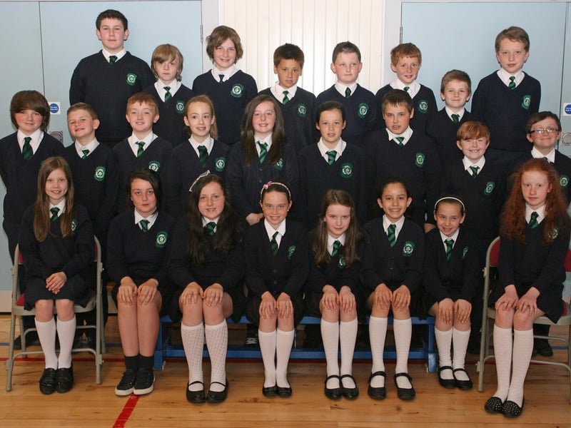 Mrs. McLaughlin's P7 class at St. Patrick's PS, Pennyburn. 3006JM46