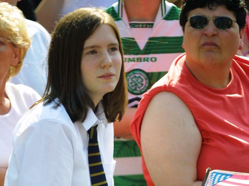 May 2001... Bill Clinton visits Derry.