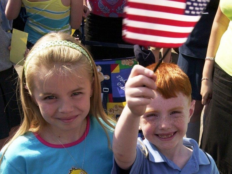 May 2001... Bill Clinton visits Derry.s