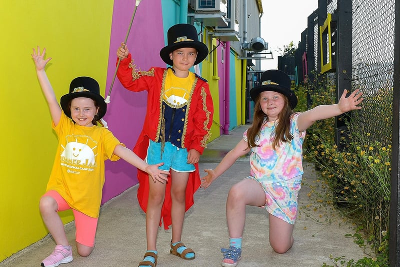 Tegan, Louis and Sophia pictured at the recent The Greatest Showman themed summer camp at the  Studio 2 Youth & Community Arts Centre in Skeoge.DER2129GS - 068