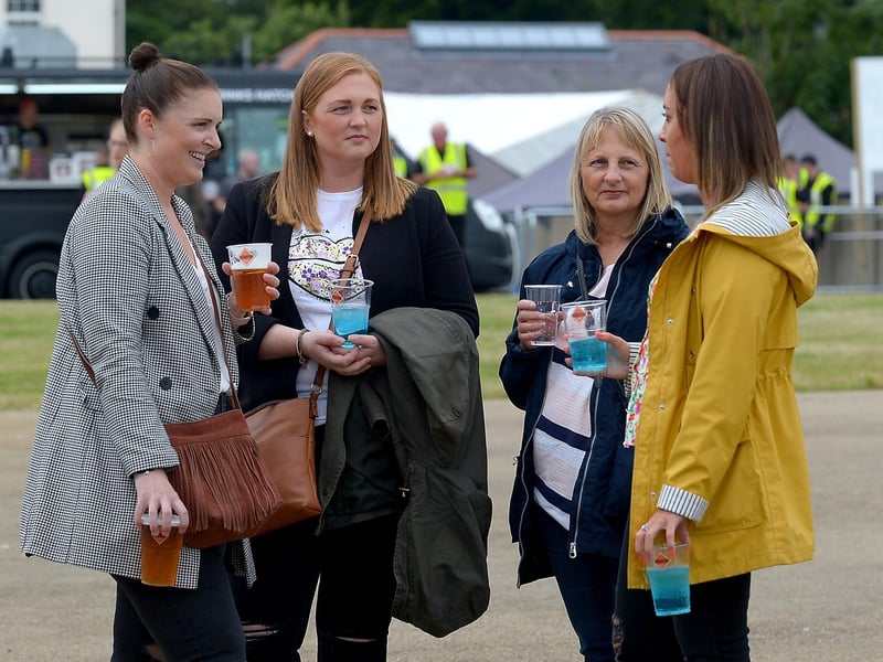 Fans gather in Ebrington square on Sunday evening last for the Boyzlife concert.  DER2131GS – 033