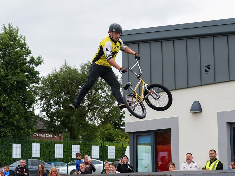 BMX freestyle stunt performer Joel Harper displays his skills at the Thunder Action Sports event held at St Mary’s Youth Club on Sunday afternoon last. DER2133GS – 004